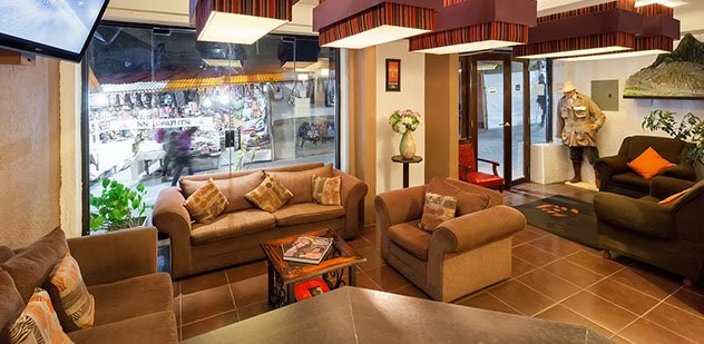 Inti Punku Alameda Inn