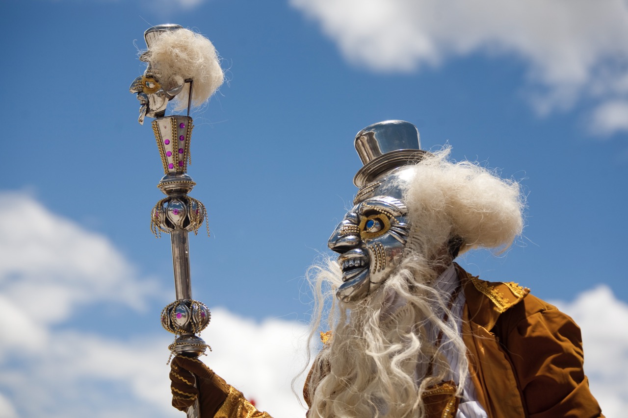 Traditions in Puno - Morenada durante la festividad de la Virgen de la Candelaria.